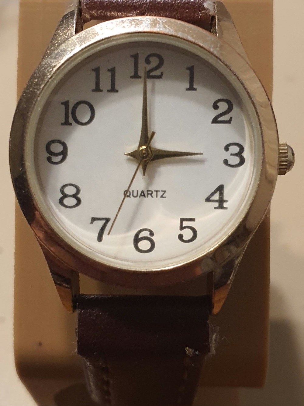 🦋10/$20🦋 Accutime Goldtone/White Leather Women's Watch